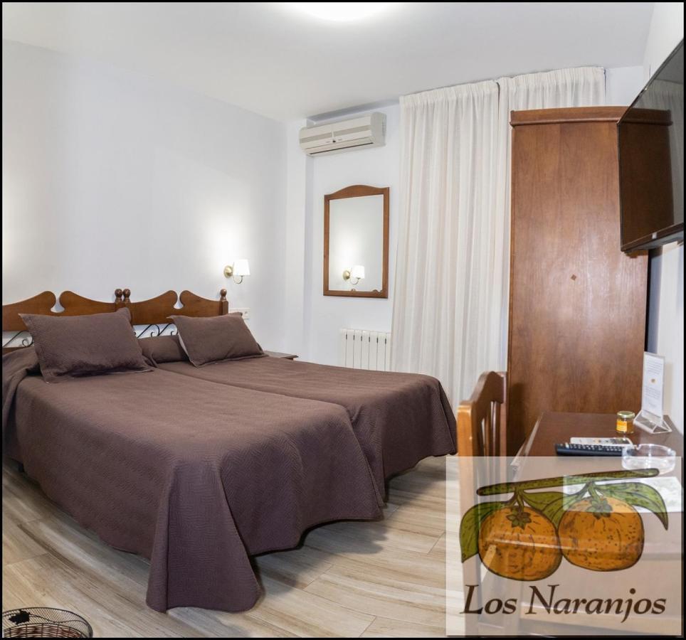 Hostal Y Apartamento Rural Los Naranjos Otel Melegis Dış mekan fotoğraf