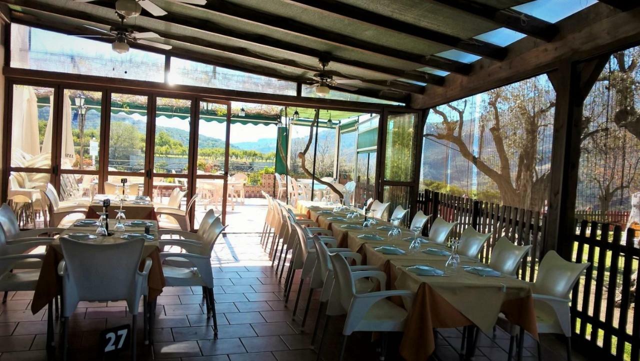 Hostal Y Apartamento Rural Los Naranjos Melegis Dış mekan fotoğraf